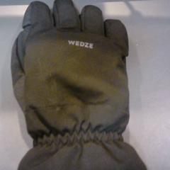 Handschuhe, gemeldet von SnowWorld Landgraaf über iLost