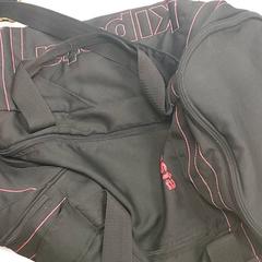 Bag - Sporttas, som rapportert av Regio Limburg - Leuven ved bruk av iLost