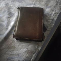 Wallet and document, segons s'ha informat a iLost