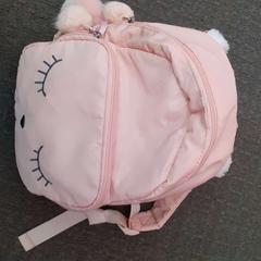 가방 met drinkfles, iLost를 사용하여 Centraal magazijn에 보고됨