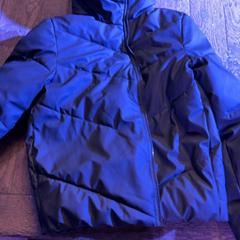 Jas zwart, jak nahlášeno De Heeren van Aemstel pomocí iLost