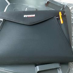 Schoolgerief - Documentenmap - Coryn, iLost를 사용하여 Centraal magazijn에 보고됨