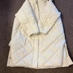 Jacket, as reported by Burgers' Zoo using iLost