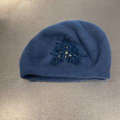 ビーニー がiLostで IKEA Haarlem によって報告されました