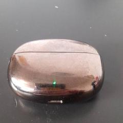 Headphone case, as reported by Qbuzz servicepunt  Emmen using iLost