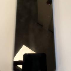 Telèfon Blackview Licht paars, segons ha informat Vrije Universiteit Amsterdam mitjançant iLost