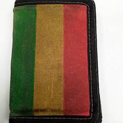 Peněženka Khadraoui, jak nahlášeno ilévia pomocí iLost