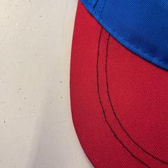 Boné de baseball, como reportado por GVB utilizando o iLost