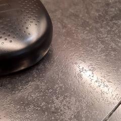 İLost kullanarak Rotterdam The Hague Airport tarafından bildirildiği gibi Leeg doosje oortjes