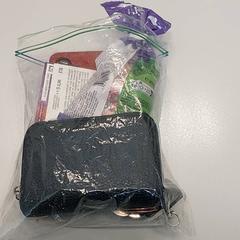 Pénztárca - Ide & Okostelefon, amint azt Centraal magazijn az iLost segítségével jelentette.