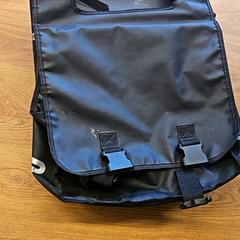 Borsa per bicicletta, come riportato da GVB utilizzando iLost