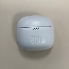 Headphones, as reported by Movie Park Germany using iLost