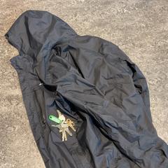 Chaqueta, ha sido reportado por Gemeente Amsterdam con iLost