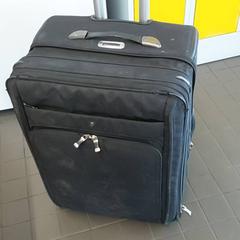 Bidaia kasua, gisa salatu by Regio Limburg - Leuven iLost erabiliz
