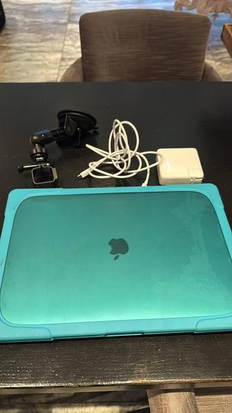 Laptop Apple Apple