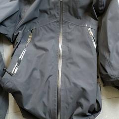 İLost kullanarak Centraal magazijn tarafından bildirildiği gibi Giyim - Arno