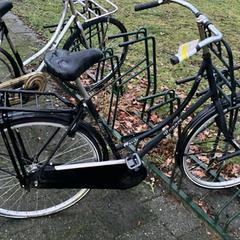 자전거 Zwart, rekje voorop, iLost를 사용하여 Fietsdepot Meierijstad에 보고됨