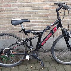 Fiets EXS  Zwart rood, segundo informou Fietsdepot Hasselt usando iLost