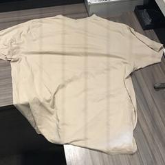 T shirt Beige, iLost를 사용하여 Van der Valk Hotel Zwolle에 보고됨