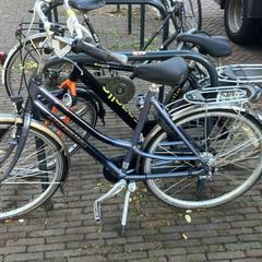 الدراجة Gazelle blauw، كما تم الإبلاغ عنه بواسطة Fietsdepot Meierijstad عبر iLost