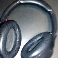 헤드폰, iLost를 사용하여 TivoliVredenburg에 보고됨