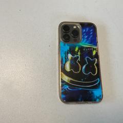 Smarthphone Apple, como reportado por Breng Arnhem utilizando o iLost