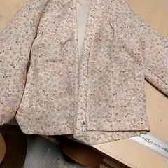 Children's jacket Beige bloemetjes, as reported by IKEA Zwolle using iLost