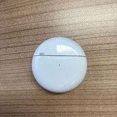 Headphone case Wit, rond, as reported by Connexxion Noord Holland Noord Alkmaar using iLost