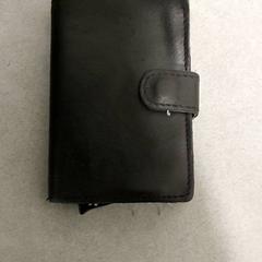 Kortholder, som rapportert av Regio Antwerpen - Brussel ved bruk av iLost