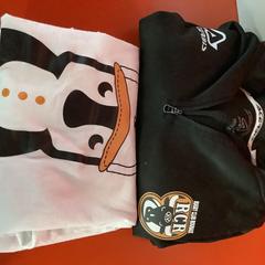 Tshirt et veste, iLost를 사용하여 MEININGER Hotel Bordeaux Gare Saint-Jean에 보고됨