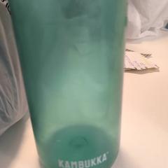 ウォーターボトル がiLostで Ziekenhuis Oost-Limburg によって報告されました