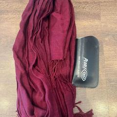 Brilleetui & Sjal, som rapportert av Van der Valk Hotel Gorinchem ved bruk av iLost