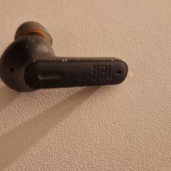 JBL oordopje، كما تم الإبلاغ عنه عبر iLost