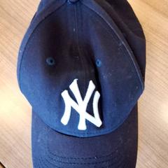 Kappe, gemeldet von Qbuzz DMG über iLost