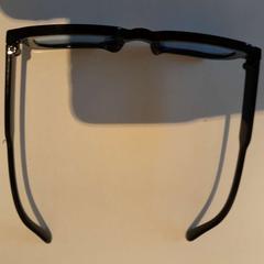 İLost kullanarak TCL tarafından bildirildiği gibi Güneş gözlüğü noire