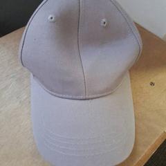 Gorra Grijs katoen, ha sido reportado por Connexxion Zeeuws-Vlaanderen con iLost