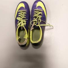 Schuh, gemeldet von Regio West-Vlaanderen über iLost