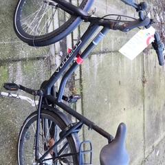 Női kerékpár Cortina, amint azt Stadswerk072 az iLost segítségével jelentette.