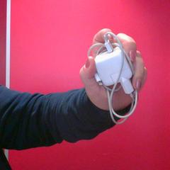 Caricabatterie sticker, come riportato da MEININGER Hotel Roma Termini utilizzando iLost