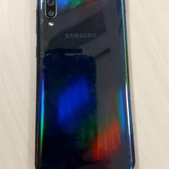 Smartphone donker grijs Samsung, come riportato da Centraal magazijn utilizzando iLost