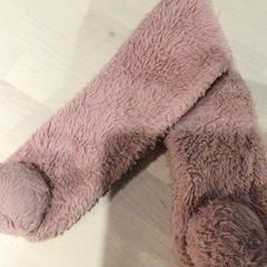 شال Kinder، كما تم الإبلاغ عنه بواسطة IKEA Wilrijk عبر iLost