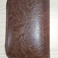 財布 - Hamdi がiLostで Centraal magazijn によって報告されました