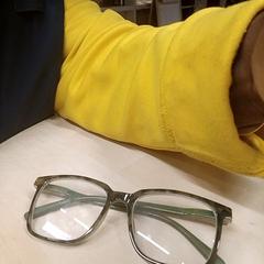 Lunettes Tachetée verte, a été signalé par IKEA Toulouse utilisant iLost