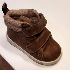 Schuh, gemeldet von Qbuzz ZHN über iLost