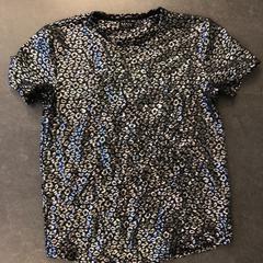 Metallic t-shirt panter, zoals gemeld door Awakenings NYE met iLost