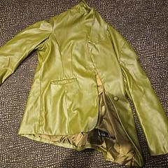 Bőrkabát, amint azt Van der Valk Hotel Utrecht az iLost segítségével jelentette.