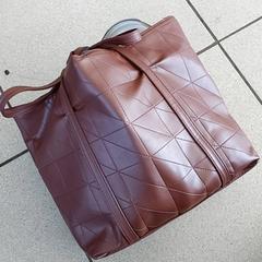 バッグ - Handtas Bruin Van den Abbeele がiLostで Centraal magazijn によって報告されました