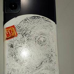 Smartphone zwart, ha sido reportado por Centraal magazijn con iLost
