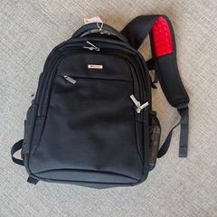 حقائب الظهر والحقائب النهارية Zwart en rood، كما تم الإبلاغ عنه بواسطة Regio West-Vlaanderen عبر iLost