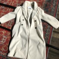 Jasje Wollen trenchcoats, zoals gemeld door De Heeren van Aemstel met iLost